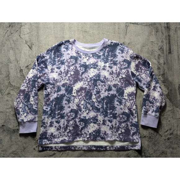 Under Armour Tops - Under Armour Long Sleeve Sweatshirt Women's Size Medium Purple Loose Fit